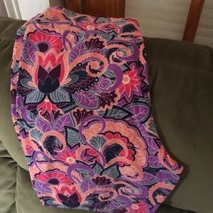 Beautiful bright TC Leggings